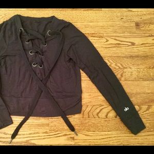 Alo Yoga Ideal top